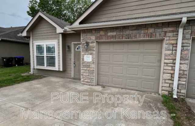 2707 SE Taurus Ct photos photos