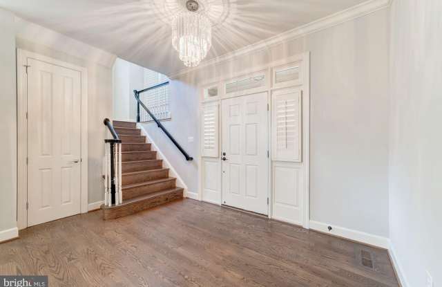 1472 CARRINGTON RIDGE LANE Gallery 4