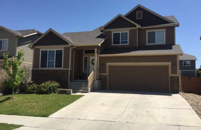 Beautiful 3 Bedroom 2.5 Bath Home in South Fort Collins! Dog Negotiable photos photos