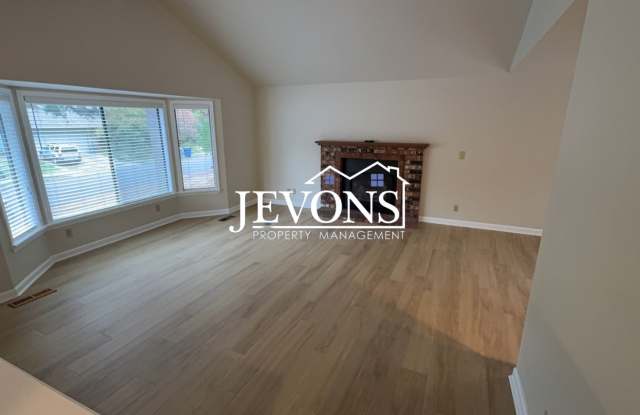 Discover Your New Home in Renton -  Lawn care is provided and paid for by the owner. Gallery 3