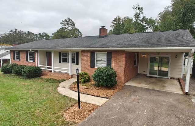 Walk to the river from this convenient rancher near Willow Oaks - 3117 Windsorview Drive, Richmond, VA 23225