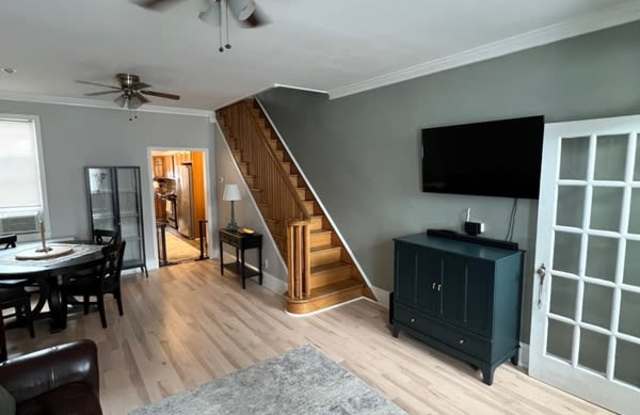 2634 East Westmoreland Street photos photos