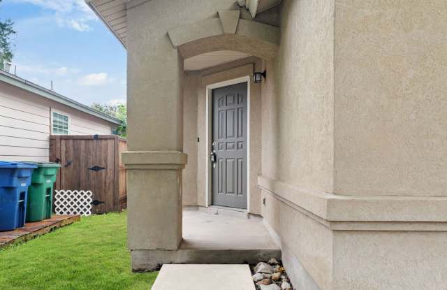 323 Amberdale Oak Gallery 4