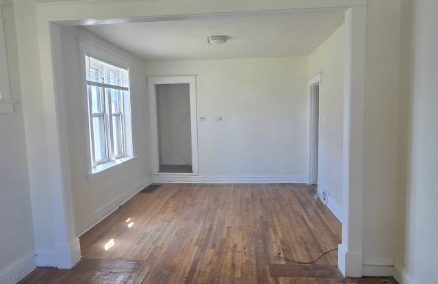 4458 Penrose Street Gallery 4