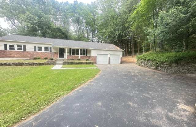 8 N Hill Drive Gallery 4