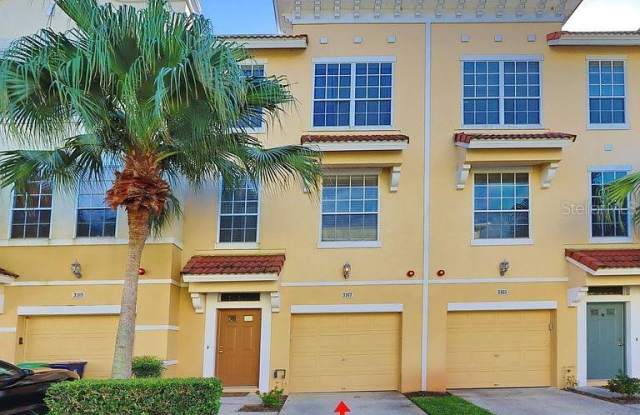 3167 BAYSHORE OAKS DRIVE - 3167 Bayshore Oaks Drive, Tampa, FL 33611