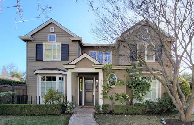 Beautiful 4br/4.5ba Home close to Downtown Menlo Park! Gallery 1