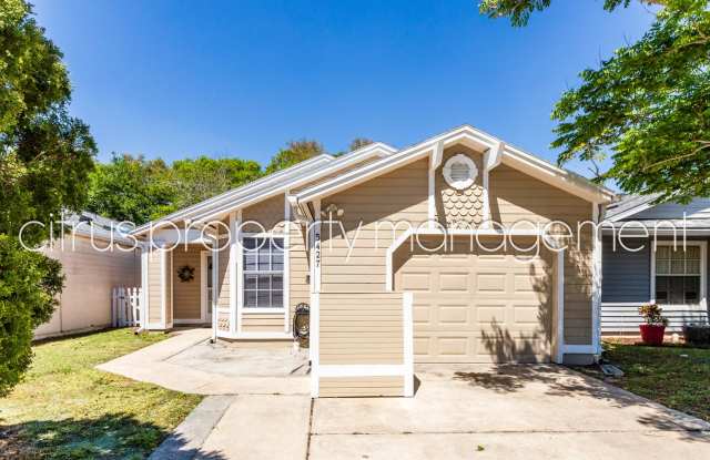 Charming, Fully Furnished 3/2 Zoned for Boone HS photos photos