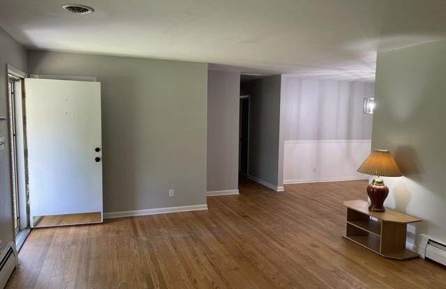 107 Caran Road Gallery 2