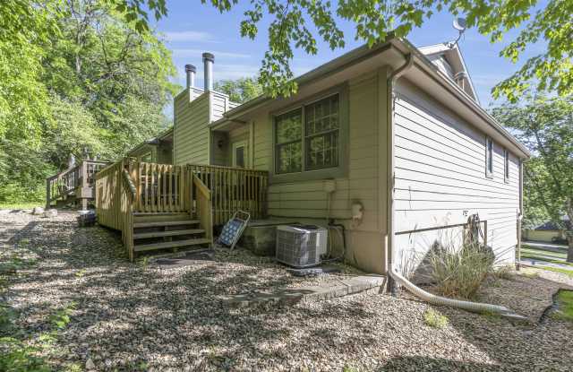 1409 Lawrence Avenue photos photos