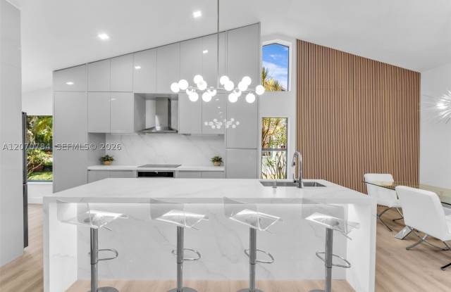 16778 Willow Creek Dr Gallery 4