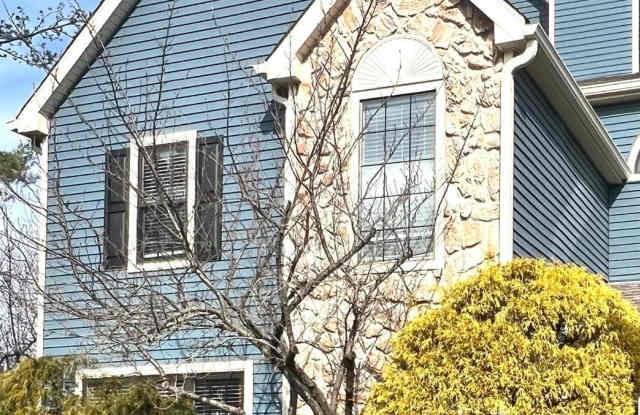 111 Longfield Court photos photos
