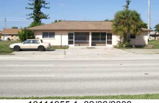 221 Cape Coral Pkwy W Apt 2 photos photos