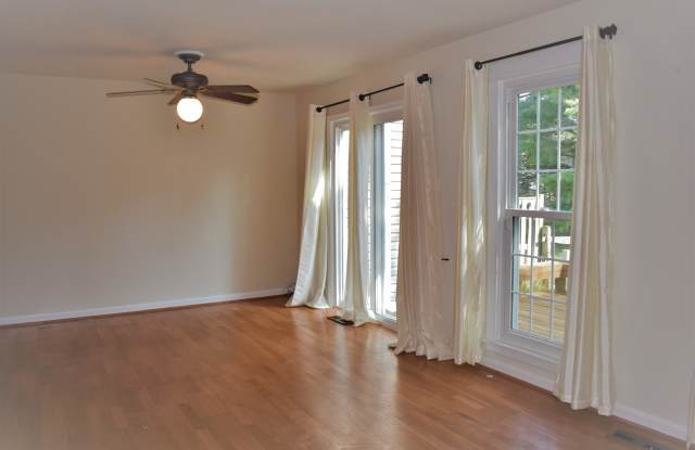 17603 Longview Lane Gallery 2