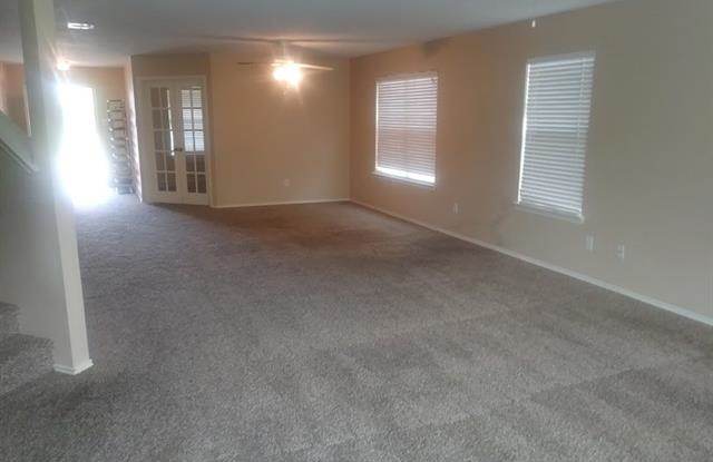 2137 Laughlin Road Gallery 2