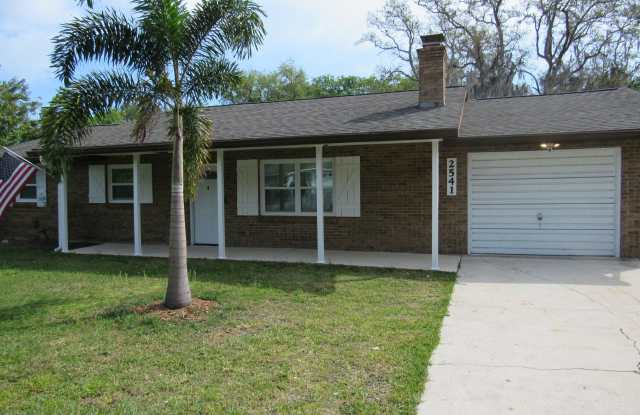 2541 Edgewater Ave - 2541 Edgewater Avenue, New Smyrna Beach, FL 32168