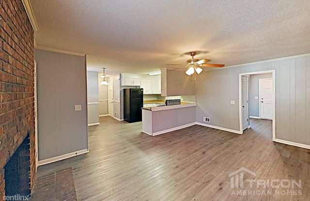 3213 Woodsen Circle Gallery 3