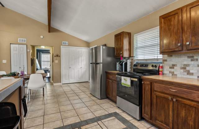 5080 Purgatory Road Gallery 4