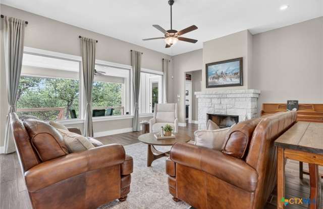 876 Primrose Path Gallery 3