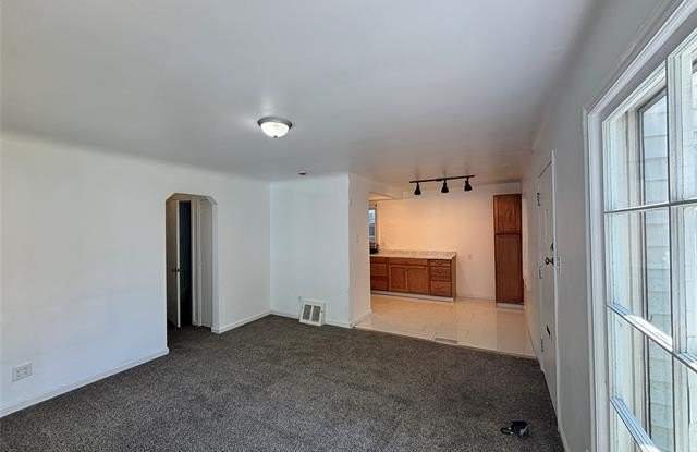18350 Codding Street Gallery 3