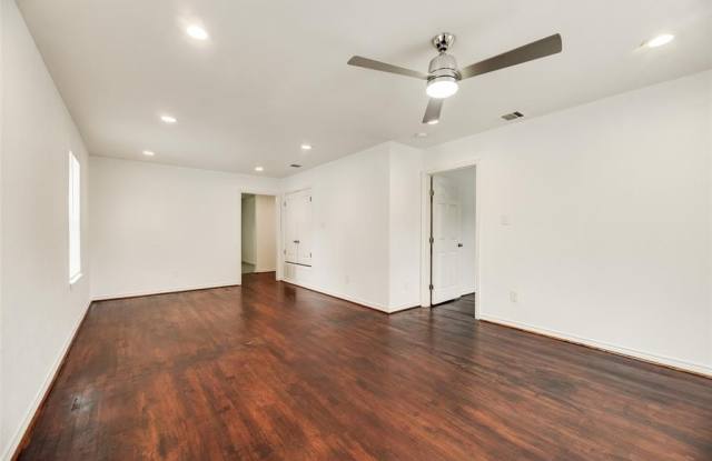 5818 Fletcher Avenue Gallery 4