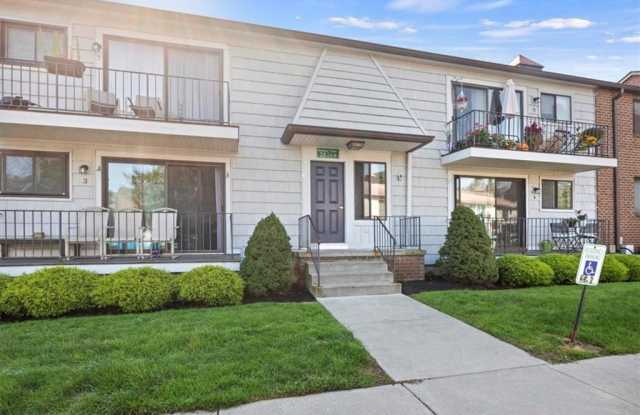25 Great Wood Court - 25 Great Wood Court, Monroe County, NY 14450