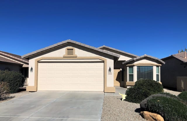 3462 E CHERRY HILLS Place - 3462 East Cherry Hills Place, Chandler, AZ 85249