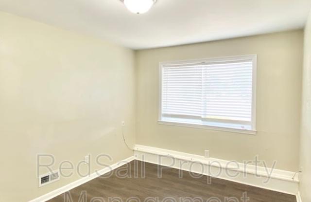 37 Pennwood Dr Gallery 2