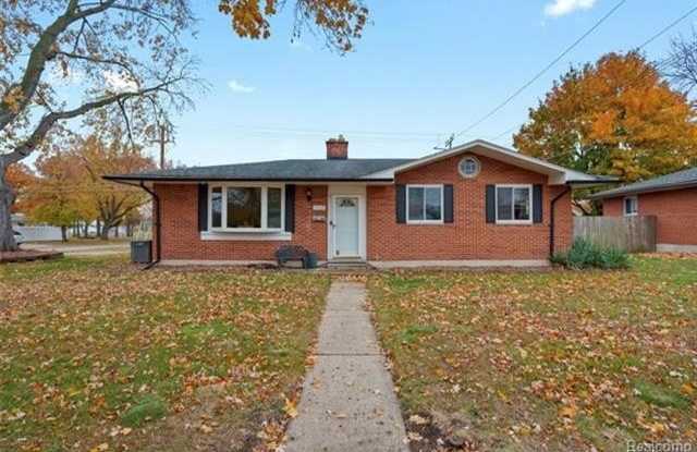 34423 Tonquish Trail photos photos