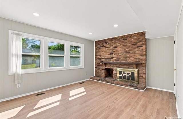 4856 Danbury Drive Gallery 4
