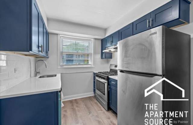 2731 West Berwyn Ave. photos photos