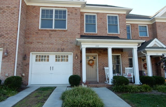 632 Janette Ave SW - 632 Janette Avenue Southwest, Roanoke, VA 24016