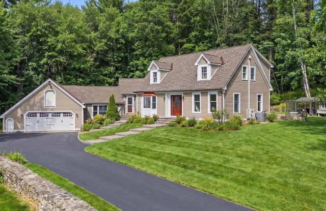166 Londonderry Road photos photos