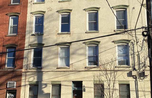 527 WILLOW AVE photos photos