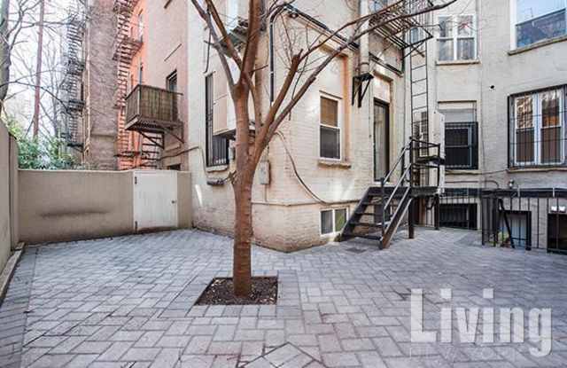 49 East 7th Street Gallery 4