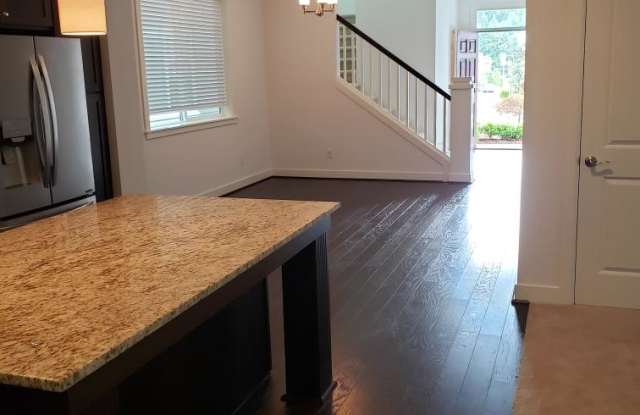 4556 240th (lot 31) Place Se - 4556 240th Pl SE, Klahanie, WA 98029