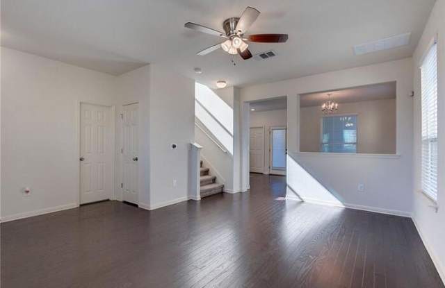 18418 Mammoth Cave Boulevard Gallery 2