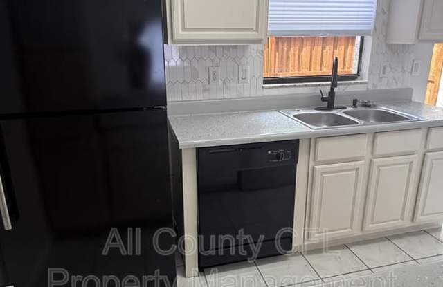 1625 Long Ridge Ct Gallery 3