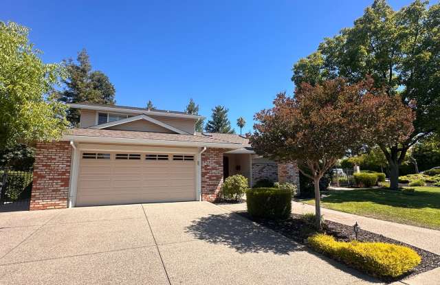 Large Home in Livermore Available Now! - 870 Saturn Way, Livermore, CA 94550