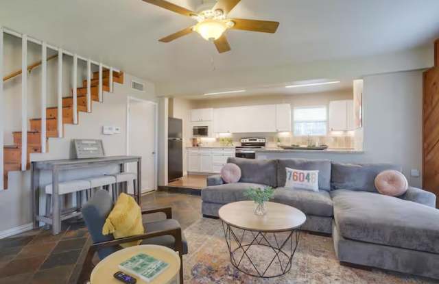412 Longhorn Trail Gallery 2