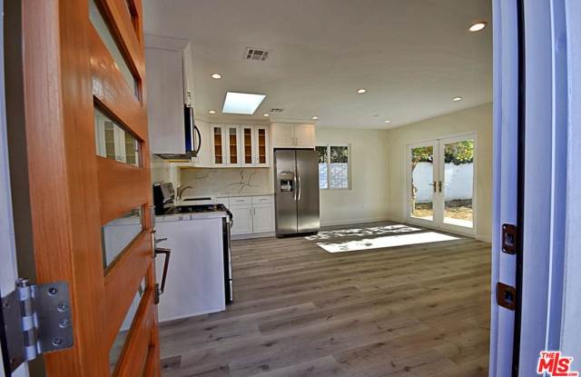 1422 STEARNS Drive - 1422 S Stearns Dr, Los Angeles, CA 90035