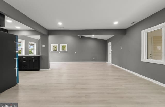 3 INDIAN CREEK Way Gallery 4