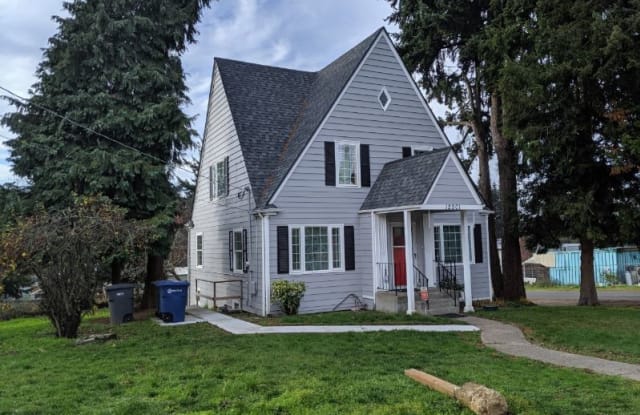 12001 12th Ave So - 12001 12th Avenue South, Riverton, WA 98168