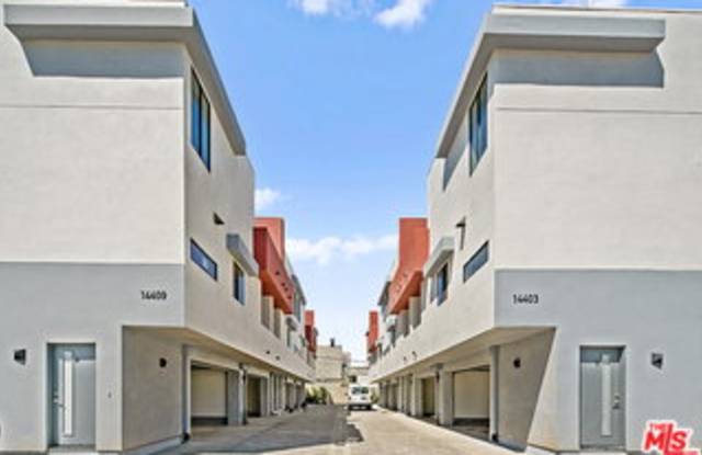 14403 Tiara Street Gallery 2