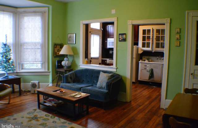 444 W QUEEN Lane unit: 1 - 444 West Queen Lane, Philadelphia, PA 19144 444 W QUEEN Lane unit: 1 - 444 West Queen Lane, Philadelphia, PA 19144