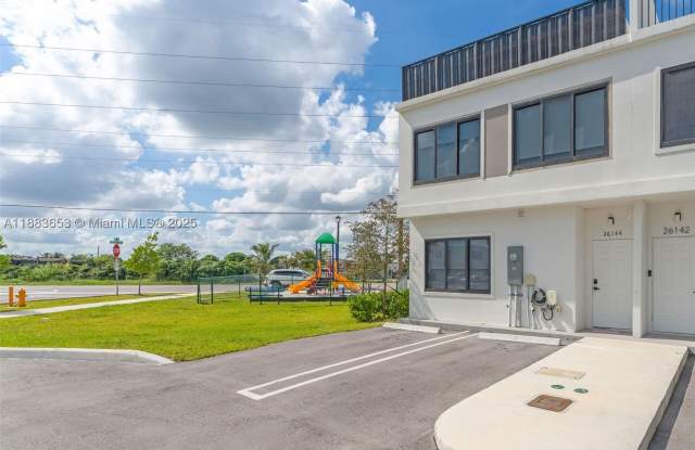 26144 SW 146th Ct Gallery 3