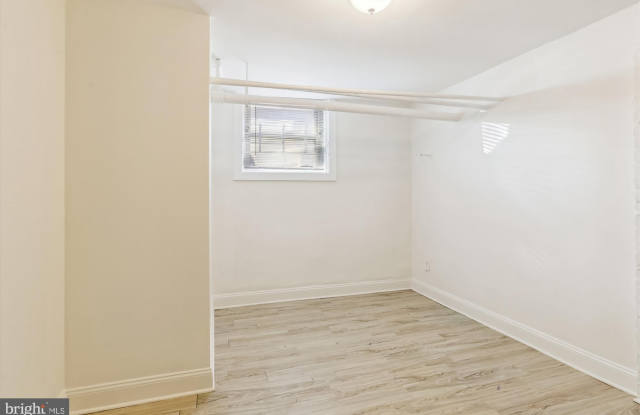 3427 13TH ST NW unit: 5 photos photos