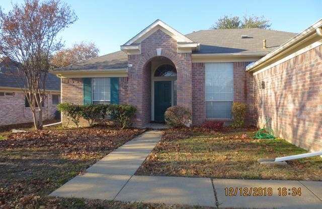 719 Claridge Drive - 719 Claridge Drive, Arlington, TX 76018