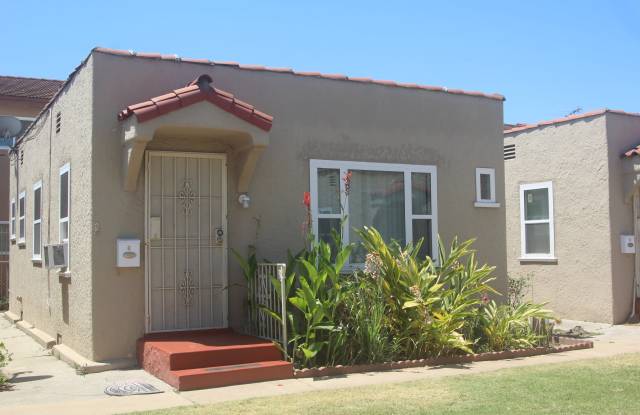 911 Marguerita Avenue Gallery 1