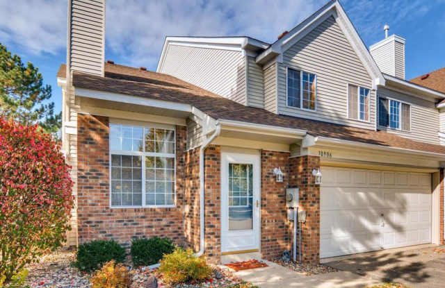 2Bed/1.5Bath with LOFT Townhouse in West Bloomington- Avail Aug 1 photos photos